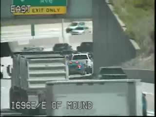 Traffic Cam @ E. of Mound - east