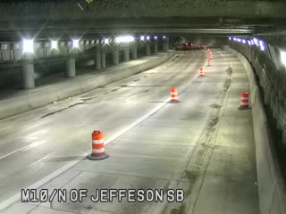 Traffic Cam @ N of Jefferson SB - south
